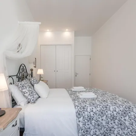 Guestready - Feels Like Heaven